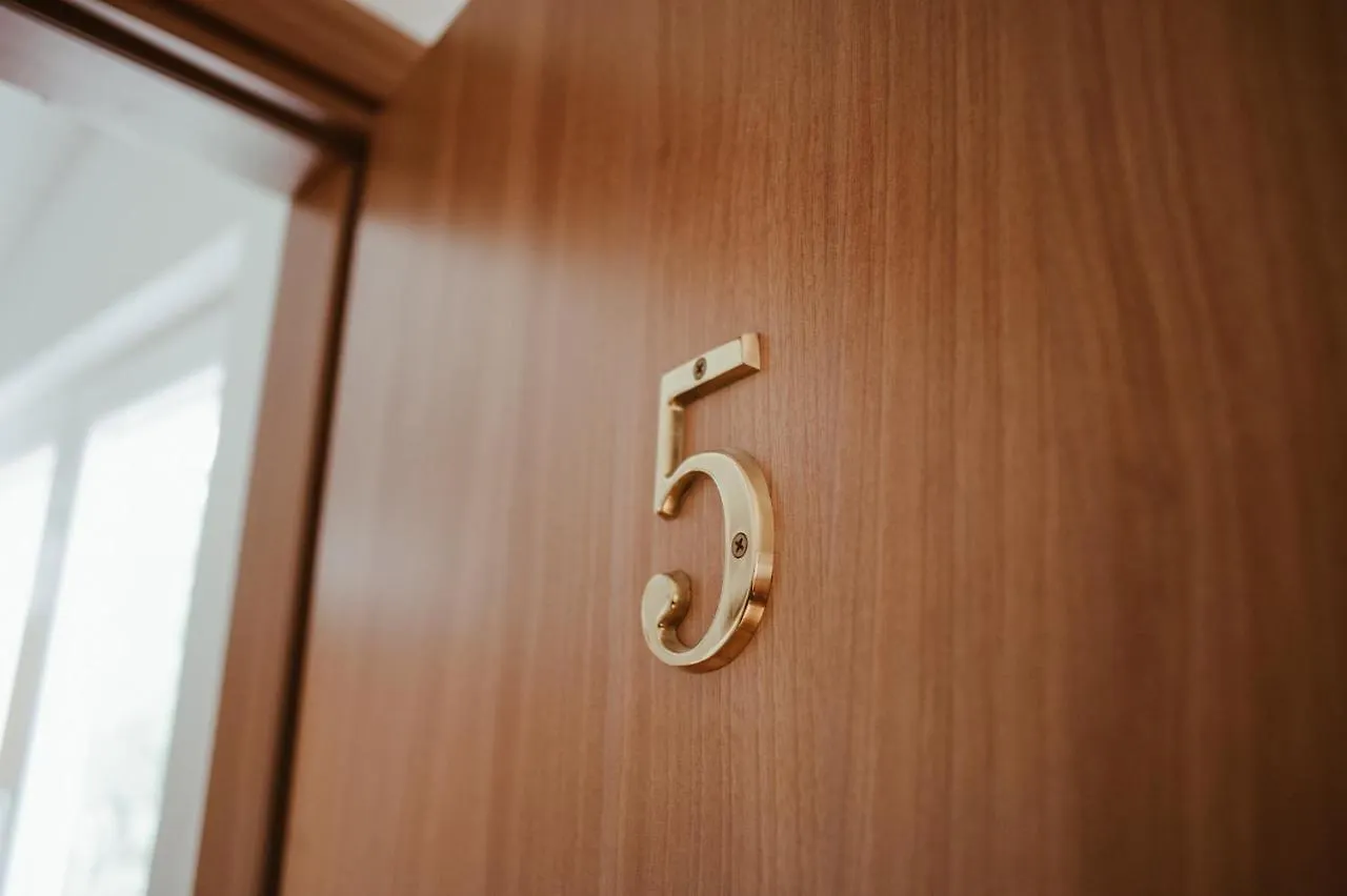 Perla Apartments 포레치